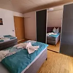 Pflueger Mit Terrasse Apartmán Lauda-Königshofen