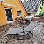 Pflueger Mit Terrasse Apartmán
