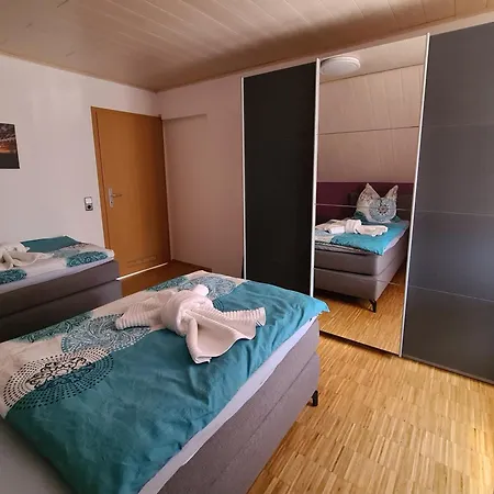 Pflüger Mit Terrasse Apartamento