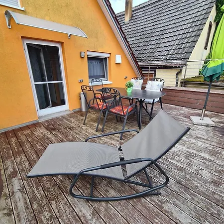Pflüger Mit Terrasse Apartamento